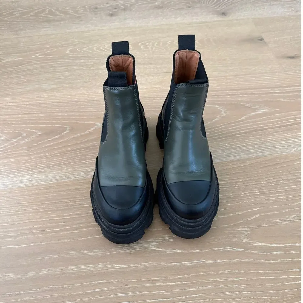 Ganni Chelsea Boots Lug Sole Size EU 37 Green Black